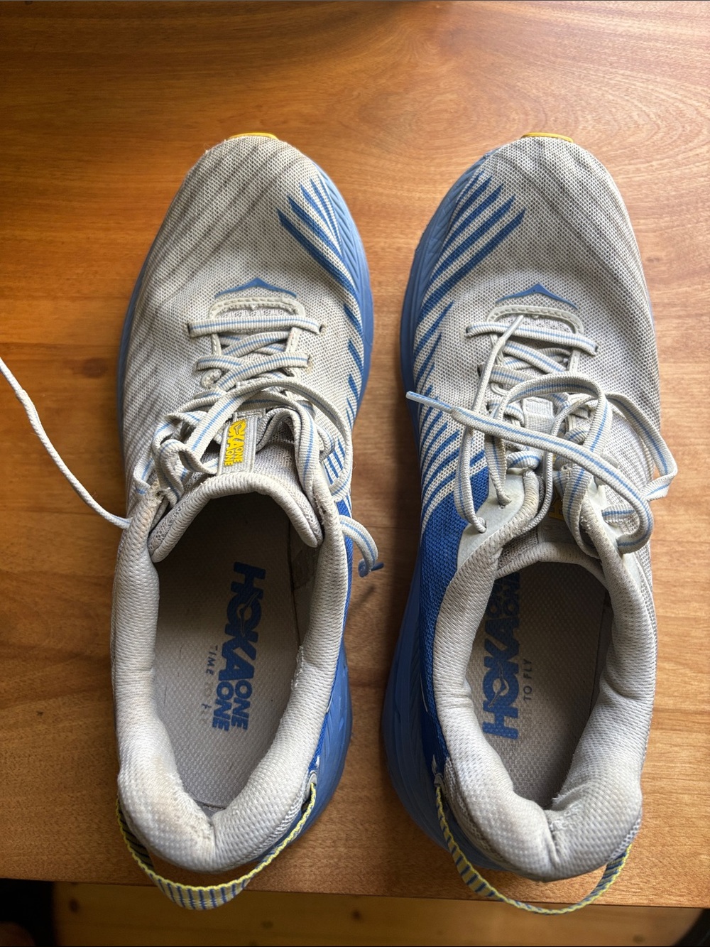 Hoka One One running shoes - Picture 2 of 4